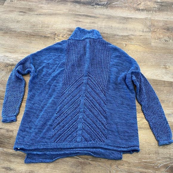 🍁50% Off Sale 🍁 Roxy Cardigan - Picture 2 of 6